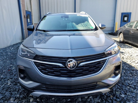 2021 Buick Encore GX Essence with VIN KL4MMFSL5MB143241, listed as a Copart auction lot 49998005 with 122,262 mi miles and Clean Title. Bid and sale history available at carsss.com. Image 5.