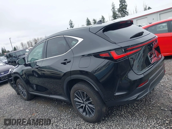 2023 Lexus NX 350h Premium z VIN 2T2GKCEZ7PC013700, wystawiony jako IAAI lot #41765156 z przebiegiem 22 423 mil mil oraz . Historia ofert i sprzedaży dostępna na DreamBid. Obrazek 14.