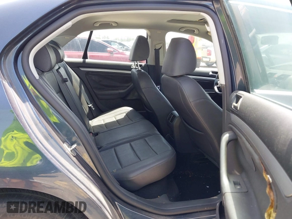2009 Volkswagen Jetta SE с VIN 3VWRM71K39M080809, выставлен на аукционе IAAI как лот 42248542 с пробегом 71 517 миль миль и . История ставок и продаж доступна на DreamBid. Изображение 8.