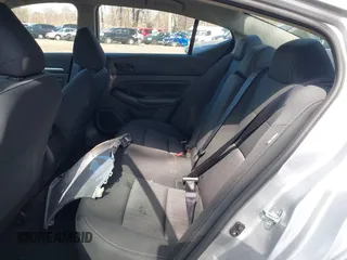 2023 Nissan Altima SV z VIN 1N4BL4DV3PN332952, wystawiony jako IAAI lot #41731261 z przebiegiem 16 720 mil mil oraz . Historia ofert i sprzedaży dostępna na DreamBid. Obrazek 8.