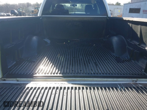 2007 Ford F-150 XLT with VIN 1FTPX14V17NA87765, listed as a IAAI auction lot 41522308 with 207,548 mi miles. Bid and sale history available at carsss.com. Image 13.
