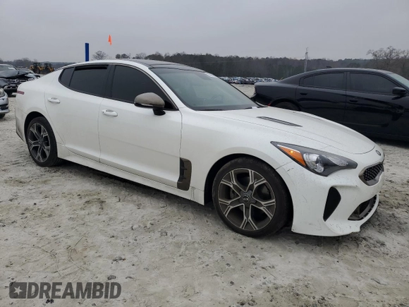 2020 Kia Stinger GT-Line with VIN KNAE15LA7L6084725, listed as a Copart auction lot 86960634 with 92,929 mi miles and Salvage Title. Bid and sale history available at carsss.com. Image 4.