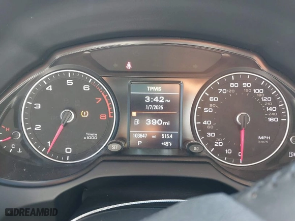 2017 Audi Q5 Premium with VIN WA1C2AFP3HA098846, listed as a IAAI auction lot 41232766 with 103,647 mi miles. Bid and sale history available at carsss.com. Image 7.