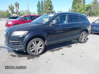 2011 Audi Q7 Prestige z VIN WA1VMAFE7BD005673, wystawiony jako IAAI lot #42223892 z przebiegiem 248 314 mil mil oraz . Historia ofert i sprzedaży dostępna na DreamBid. Obrazek 2.