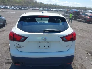 2017 Nissan Rogue Sport SL with VIN JN1BJ1CR1HW122612, listed as a IAAI auction lot 42126526 with 46,272 mi miles. Bid and sale history available at carsss.com. Image 16.