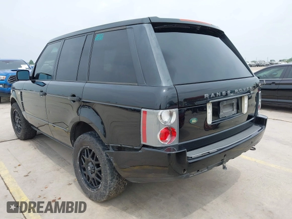 2006 Land Rover Range Rover HSE with VIN SALME15486A235049, listed as a IAAI auction lot 41948648 with 211,154 mi miles. Bid and sale history available at carsss.com. Image 3.