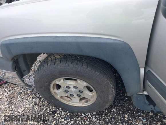 2004 Chevrolet Avalanche Z71 with VIN 3GNEK12T74G334998, listed as a IAAI auction lot 42144586 with 267,992 mi miles and . Bid and sale history available at DreamBid. Image 6.