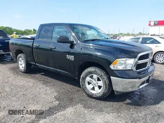 2020 Ram 1500 Tradesman z VIN 1C6RR6FG5LS151064, wystawiony jako IAAI lot #42044396 z przebiegiem 38 720 mil mil oraz . Historia ofert i sprzedaży dostępna na DreamBid. Obrazek 1.
