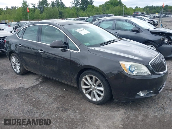 2012 Buick Verano Group z VIN 1G4PS5SKXC4202910, wystawiony jako IAAI lot #42345215 z przebiegiem 123 248 mil mil oraz . Historia ofert i sprzedaży dostępna na DreamBid. Obrazek 1.