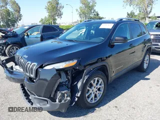 2017 Jeep Cherokee Latitude with VIN 1C4PJMCB3HW605381, listed as a IAAI auction lot 42217633 with 115,055 mi miles and . Bid and sale history available at DreamBid. Image 17.