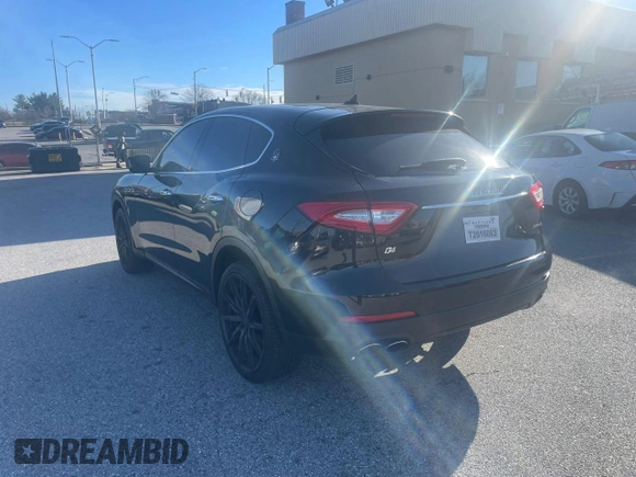 2017 Maserati Levante z VIN ZN661XUA3HX253365, wystawiony jako Copart lot #49140265 z przebiegiem 59 626 mil mil oraz Szkoda całkowita • Salvage title. Historia ofert i sprzedaży dostępna na DreamBid. Obrazek 3.