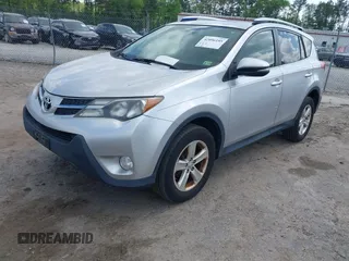 2013 Toyota RAV4 XLE with VIN JTMRFREV1DD002160, listed as a IAAI auction lot 42096185 with 195,042 mi miles. Bid and sale history available at carsss.com. Image 17.