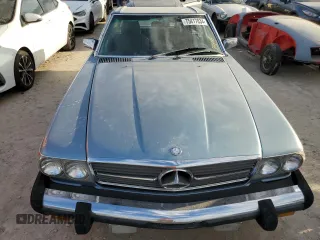 1986 Mercedes-Benz 560 with VIN WDBBA48D1GA037209, listed as a Copart auction lot 75417834 with 123,910 mi miles and Salvage Title. Bid and sale history available at carsss.com. Image 5.