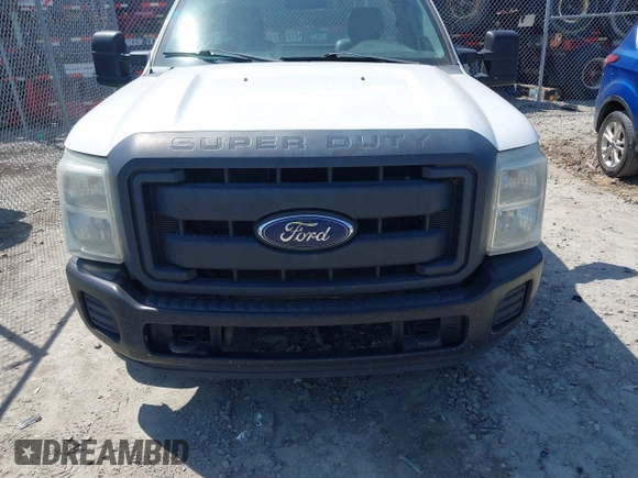 2015 Ford F-250 XL z VIN 1FTBF2A63FEA98829, wystawiony jako IAAI lot #41991193 z przebiegiem 183 806 mil mil oraz . Historia ofert i sprzedaży dostępna na DreamBid. Obrazek 12.