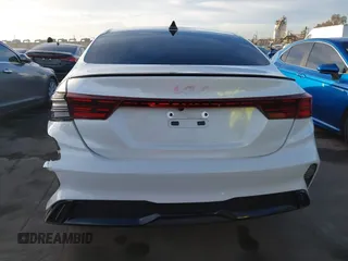 2023 Kia Forte GT-Line z VIN 3KPF54AD0PE673666, wystawiony jako IAAI lot #41242873 z przebiegiem 24 075 mil mil oraz . Historia ofert i sprzedaży dostępna na DreamBid. Obrazek 16.