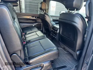 2024 Jeep Wagoneer Series II with VIN 1C4SJSBP8RS181555, listed as a Copart auction lot 64525595 with 19,105 mi miles and Clean title. Bid and sale history available at DreamBid. Image 6.