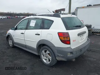 2004 Pontiac Vibe with VIN 5Y2SL62824Z415246, listed as a IAAI auction lot 42012841 with 178,870 mi miles. Bid and sale history available at carsss.com. Image 3.