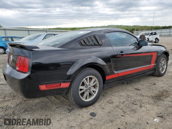 2005 Ford Mustang Deluxe with VIN 1ZVFT80N755144292, listed as a Copart auction lot 52758535 with 178,170 mi miles and Salvage Title. Bid and sale history available at carsss.com. Image 3.