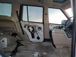 2010 Land Rover LR4 HSE с VIN SALAM2D41AA517569, выставлен на аукционе Copart как лот 86906714 с пробегом 182 132 миль миль и Списание • Salvage title. История ставок и продаж доступна на DreamBid. Изображение 12.