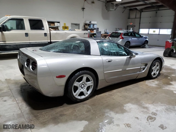 1998 Chevrolet Corvette with VIN 1G1YY22G7W5123221, listed as a Copart auction lot 48003225 with 159,173 mi miles and Clean Title. Bid and sale history available at carsss.com. Image 3.