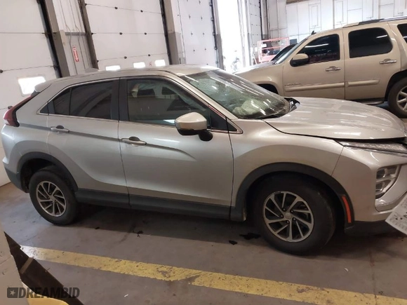 2023 Mitsubishi Eclipse Cross ES with VIN JA4ATUAA6PZ003818, listed as a IAAI auction lot 41675530 with 43,470 mi miles. Bid and sale history available at carsss.com. Image 13.