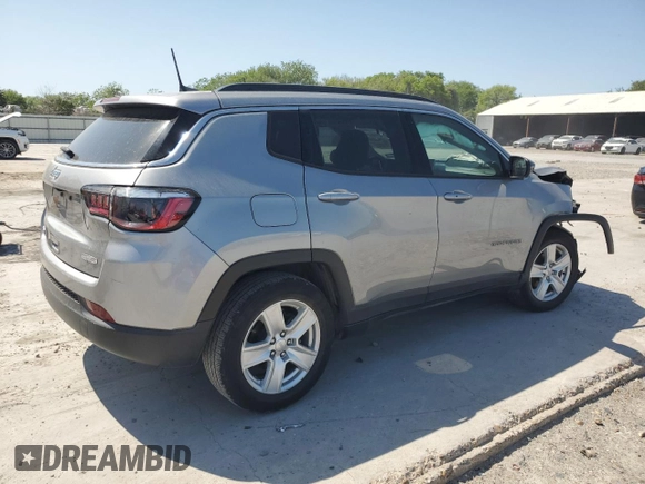 2022 Jeep Compass Latitude with VIN 3C4NJCBB8NT204932, listed as a Copart auction lot 52032755 with 25,330 mi miles and Salvage title. Bid and sale history available at DreamBid. Image 3.