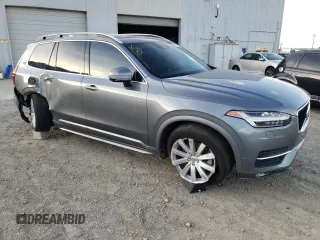 2019 Volvo XC90 Momentum with VIN YV4A22PK9K1504087, listed as a Copart auction lot 68743892 with 49,814 mi miles. Bid and sale history available at carsss.com. Image 4.