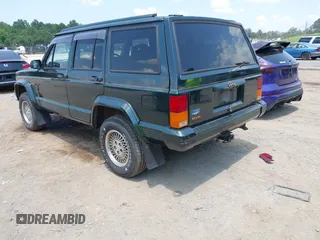 1995 Jeep Cherokee with VIN 1J4FN78S1SL640692, listed as a IAAI auction lot 42577079 with 232,087 mi miles and . Bid and sale history available at DreamBid. Image 3.