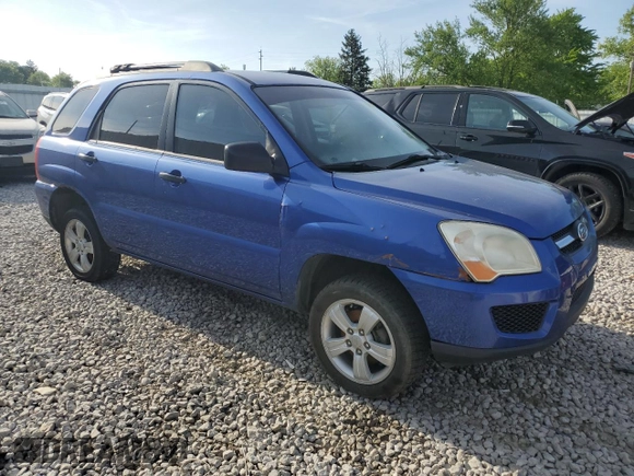 2010 Kia Sportage LX z VIN KNDKG3A46A7722489, wystawiony jako Copart lot #57530485 z przebiegiem 258 368 mil mil oraz Czysty tytuł • Clean title. Historia ofert i sprzedaży dostępna na DreamBid. Obrazek 4.