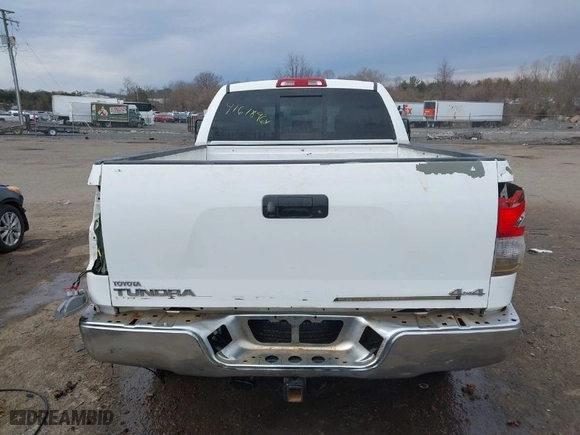 2012 Toyota Tundra 4WD Truck with VIN 5TFUM5F16CX036743, listed as a IAAI auction lot 41618964 with 134,413 mi miles. Bid and sale history available at carsss.com. Image 16.