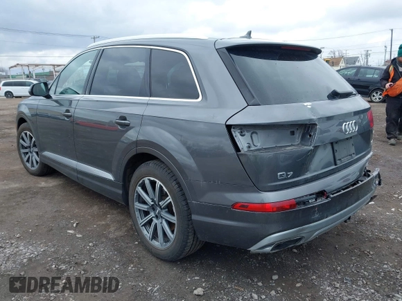 2018 Audi Q7 Premium Plus z VIN WA1LAAF76JD039992, wystawiony jako IAAI lot #41880935 z przebiegiem 74 095 mil mil oraz . Historia ofert i sprzedaży dostępna na DreamBid. Obrazek 3.