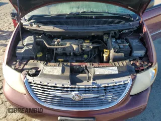 2001 Chrysler Town & Country Limited with VIN 2C8GP64L31R234088, listed as a Copart auction lot 50024265 with 141,556 mi miles and Salvage Title. Bid and sale history available at carsss.com. Image 13.