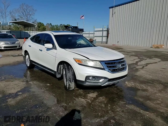 2013 Honda Crosstour EX z VIN 5J6TF3H35DL004796, wystawiony jako Copart lot #88873425 z przebiegiem 200 744 mil mil oraz Szkoda całkowita • Salvage title. Historia ofert i sprzedaży dostępna na DreamBid. Obrazek 14.