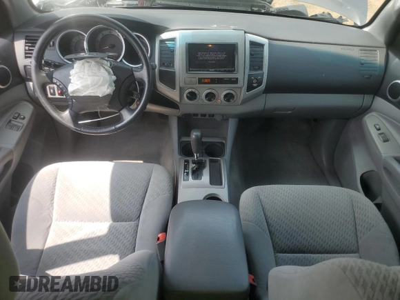 2011 Toyota Tacoma z VIN 5TFTX4GN1BX004490, wystawiony jako Copart lot #59059015 z przebiegiem 171 268 mil mil oraz Szkoda całkowita • Salvage title. Historia ofert i sprzedaży dostępna na DreamBid. Obrazek 8.