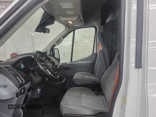 2019 Ford Transit z VIN 1FTYR2CG7KKA96911, wystawiony jako IAAI lot #42566551 z przebiegiem 207 807 mil mil oraz . Historia ofert i sprzedaży dostępna na DreamBid. Obrazek 45.