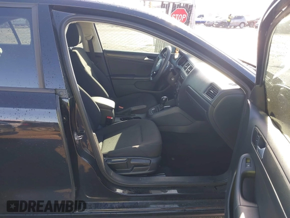 2015 Volkswagen Jetta S с VIN 3VW2K7AJ0FM218574, выставлен на аукционе IAAI как лот 41711721 с пробегом 174 400 миль миль и . История ставок и продаж доступна на DreamBid. Изображение 5.