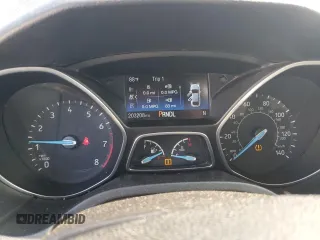 2016 Ford Focus SE with VIN 1FADP3F20GL361766, listed as a Copart auction lot 59258265 with 203,208 mi miles and Salvage title. Bid and sale history available at DreamBid. Image 9.