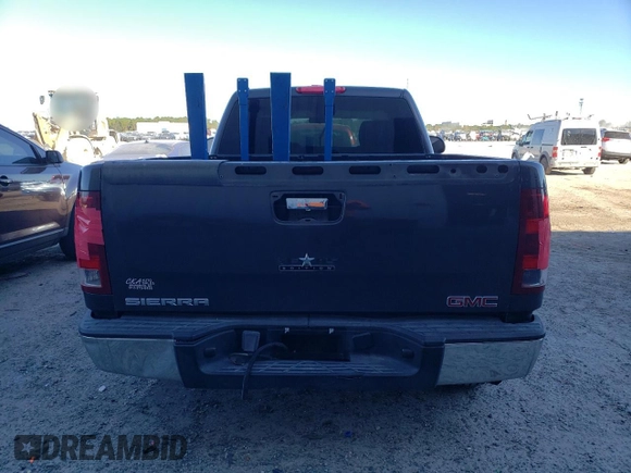 2011 GMC Sierra 1500 Work Truck z VIN 1GTN1TEX0BZ232607, wystawiony jako Copart lot #81737074 z przebiegiem 216 005 mil mil oraz Szkoda całkowita • Salvage title. Historia ofert i sprzedaży dostępna na DreamBid. Obrazek 6.