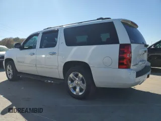 2008 Chevrolet Suburban LTZ with VIN 3GNFC160X8G215320, listed as a Copart auction lot 76341774 with 251,891 mi miles and Salvage Title. Bid and sale history available at carsss.com. Image 2.
