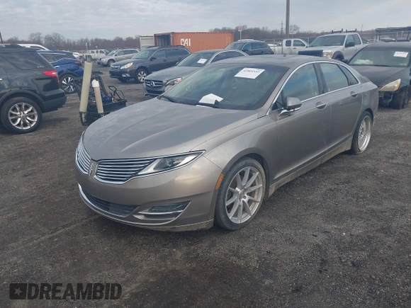 2015 Lincoln MKZ with VIN 3LN6L2J98FR620089, listed as a IAAI auction lot 41805555 with Not provided miles and . Bid and sale history available at DreamBid. Image 16.