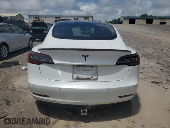 2018 Tesla Model 3 Long Range Battery z VIN 5YJ3E1EB7JF106429, wystawiony jako Copart lot #56319995 z przebiegiem 145 648 mil mil oraz Tytuł czysty. Historia ofert i sprzedaży dostępna na DreamBid. Obrazek 6.