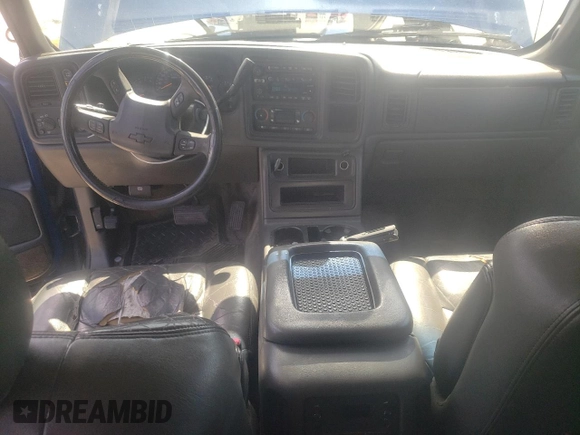 2003 Chevrolet Avalanche with VIN 3GNEK13T53G108133, listed as a Copart auction lot 70569734 with 362,578 mi miles and Salvage Title. Bid and sale history available at carsss.com. Image 8.