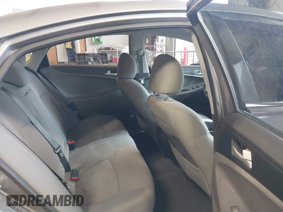 2013 Hyundai Sonata GLS with VIN 5NPEB4AC8DH596046, listed as a IAAI auction lot 41872932 with 125,899 mi miles and . Bid and sale history available at DreamBid. Image 8.