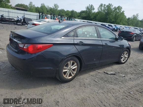 2013 Hyundai Sonata GLS z VIN 5NPEB4AC0DH779649, wystawiony jako Copart lot #56739095 z przebiegiem Nie podano mil oraz Czysty tytuł • Clean title. Historia ofert i sprzedaży dostępna na DreamBid. Obrazek 3.