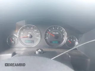 2007 Jeep Commander Sport с VIN 1J8HG48K17C626699, выставлен на аукционе IAAI как лот 42339884 с пробегом 210 431 миль миль и . История ставок и продаж доступна на DreamBid. Изображение 7.