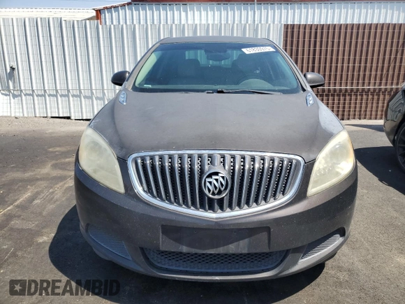 2015 Buick Verano z VIN 1G4PP5SK3F4152681, wystawiony jako Copart lot #61830975 z przebiegiem 191 428 mil mil oraz Czysty tytuł • Clean title. Historia ofert i sprzedaży dostępna na DreamBid. Obrazek 5.