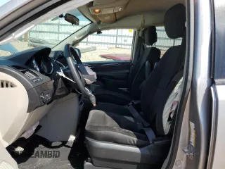 2018 Dodge Grand Caravan SE Plus with VIN 2C4RDGBG9JR176504, listed as a Copart auction lot 53488885 with 95,039 mi miles and Salvage Title. Bid and sale history available at DreamBid. Image 7.