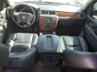 2011 Chevrolet Avalanche LT with VIN 3GNTKFE3XBG368334, listed as a Copart auction lot 46836805 with 127,269 mi miles and Salvage Title. Bid and sale history available at carsss.com. Image 8.