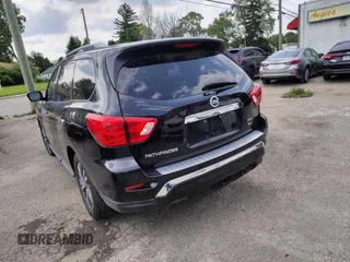2017 Nissan Pathfinder Platinum with VIN 5N1DR2MM0HC913458, listed as a Copart auction lot 60730635 with 137,054 mi miles and Clean title. Bid and sale history available at DreamBid. Image 3.