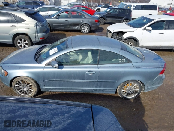 2009 Volvo C70 z VIN YV1MC67269J077153, wystawiony jako IAAI lot #41432312 z przebiegiem 67 700 mil mil oraz . Historia ofert i sprzedaży dostępna na DreamBid. Obrazek 15.